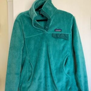 Patagonia sweater in good condition